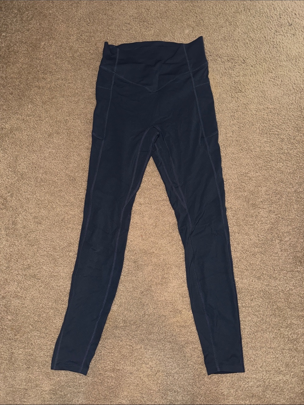Halara booty sculpt black leggings with pockets